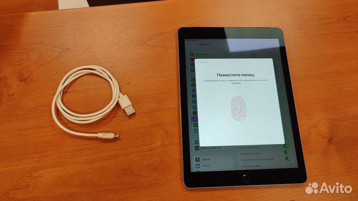 iPad Air 2 64gb с Сим-картой #186