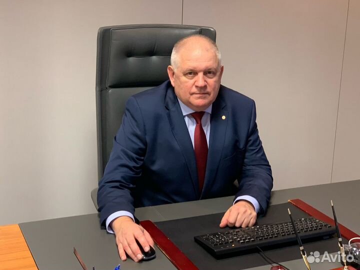 Административный директор, Исполнительный директор