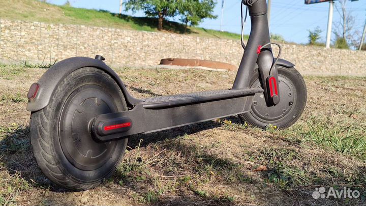 Xiaomi MiJia M365 Pro полный привод 2кВт