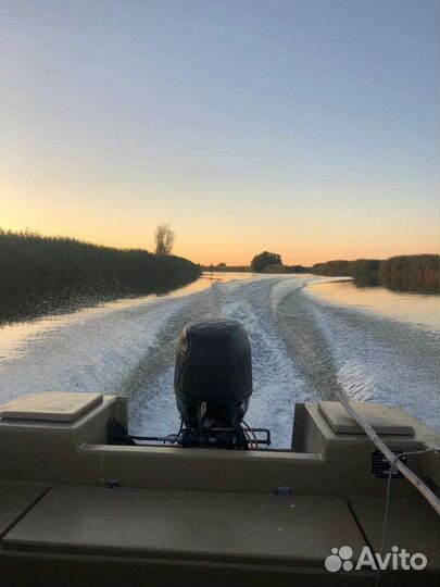 Егерь,Гид,Рыбалка на катере, Лотосы,Аренда катера