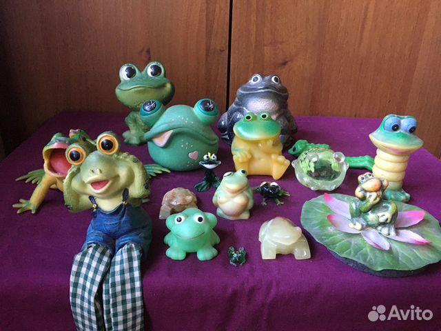 Игрушки лягушки (17 штук)