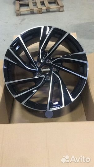 Диски 5*112 R18 FR replica VV499