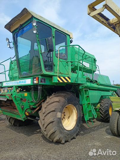 Комбайн Ростсельмаш Дон 1500Б, 1991