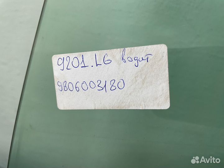 Стекло двери передней левой Citroen C5X7