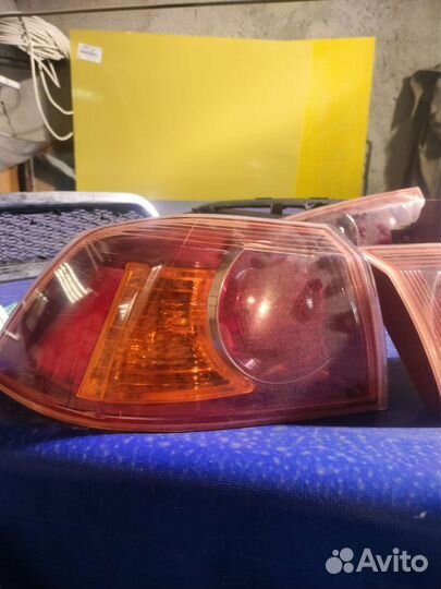 Задние фонари lancer 10