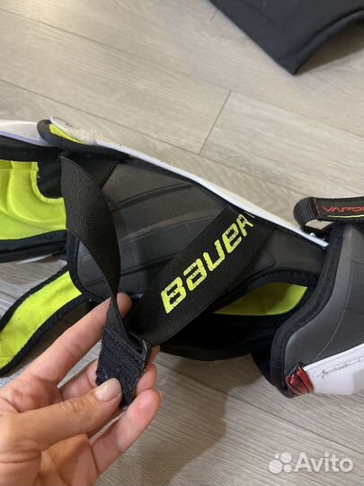 Наколенники хоккейные bauer vapor 28 см