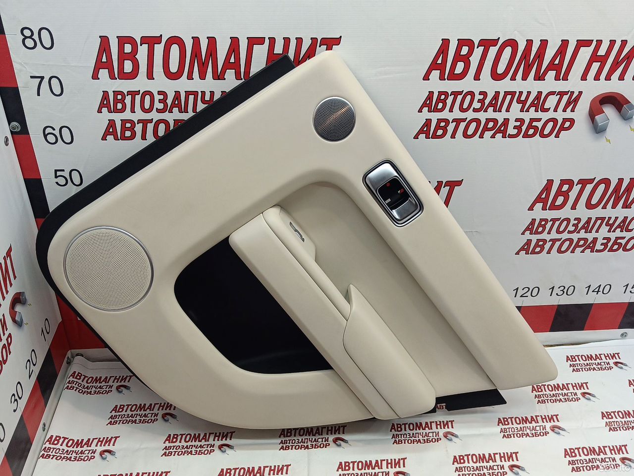 Обшивка двери задней правой Lixiang L7