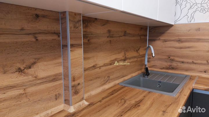 Кухня с увеличенным верхом