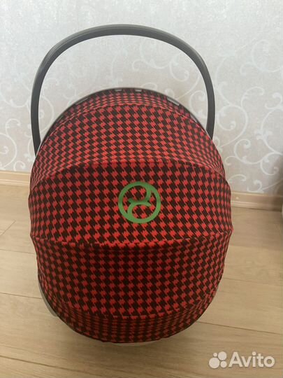 Автолюлька Cybex Cloud Z I-Size Rebellious+база