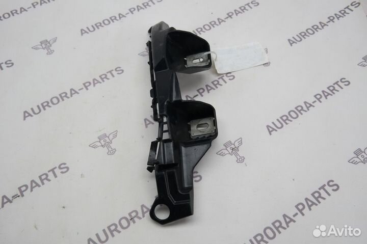 Кронштейн Mercedes C W205 2013