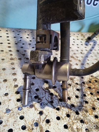 Рампа топливная Ford Mondeo 2