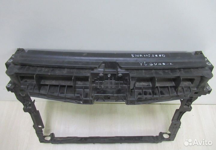 Панель передняя Volkswagen Tiguan 2 oem 5na805588d