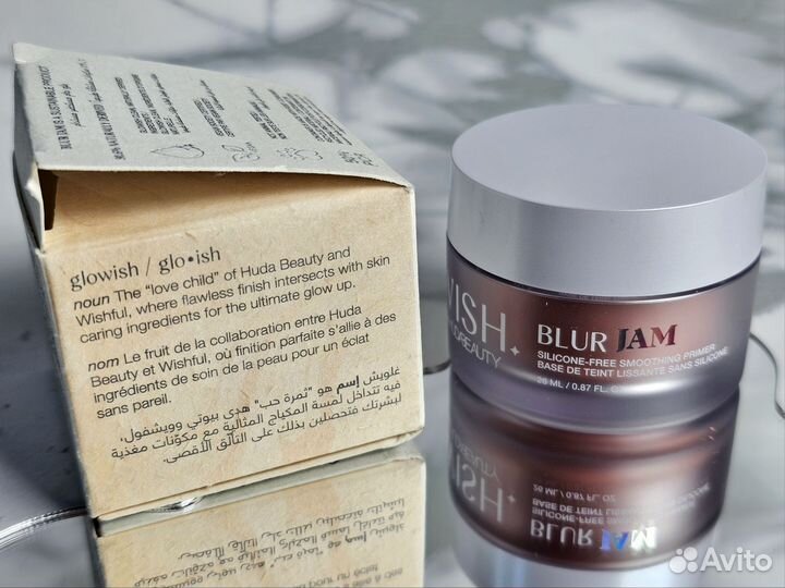 Праймер без силиконов Huda Beauty GloWish