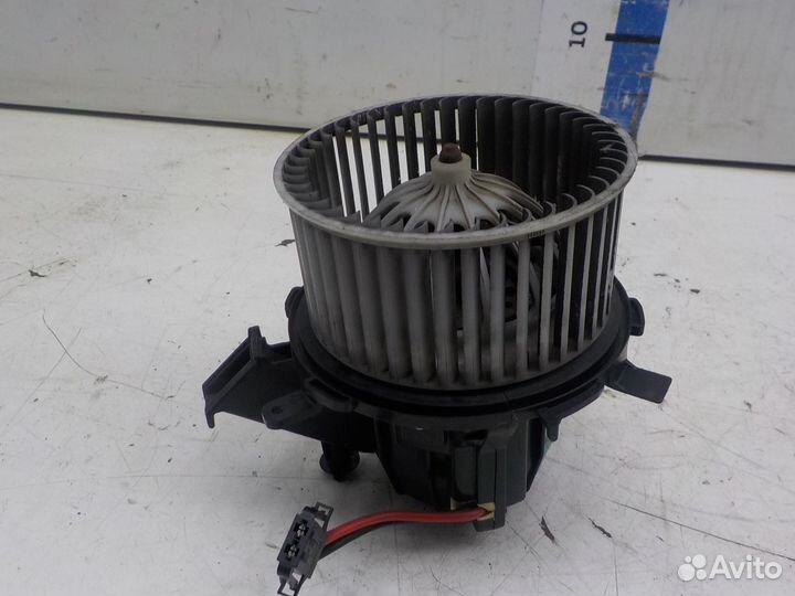 Мотор печки Audi Q5 2008