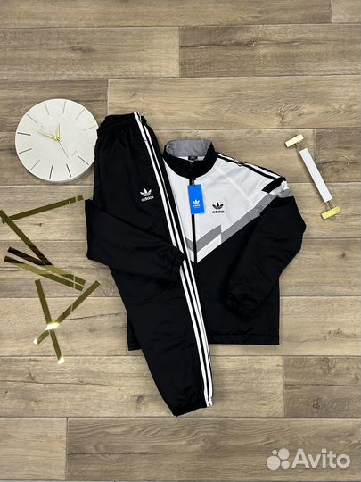 Спортивный костюм на флисе Adidas
