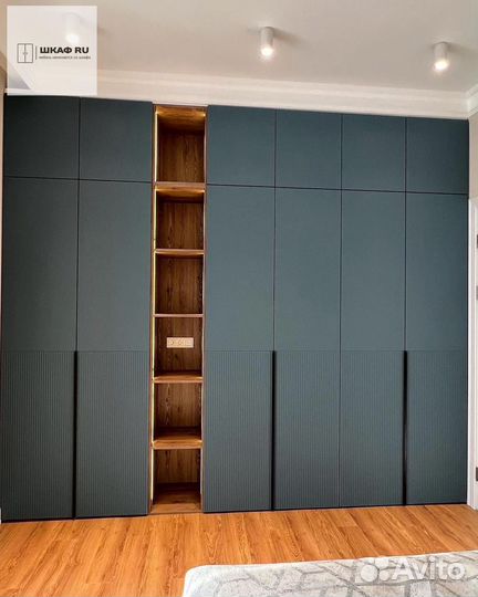 Шкаф стильный