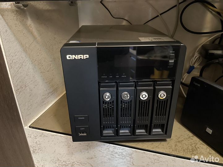 Сетевое хранилище qnap TS-439 Pro II + 4HDD*4TB