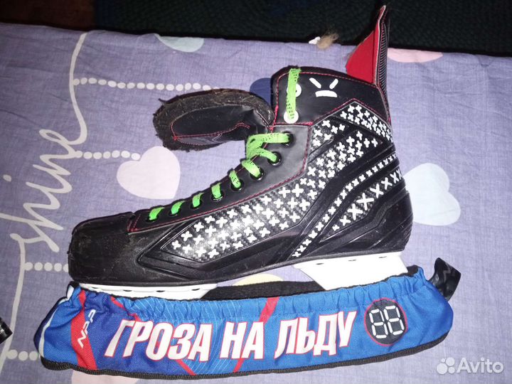 Хоккейные коньки bauer