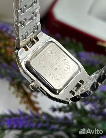 Часы Cartier