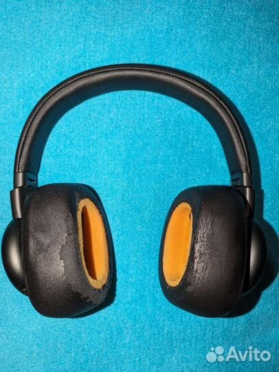 Беспроводные наушники Harman Kardon FLY ANC