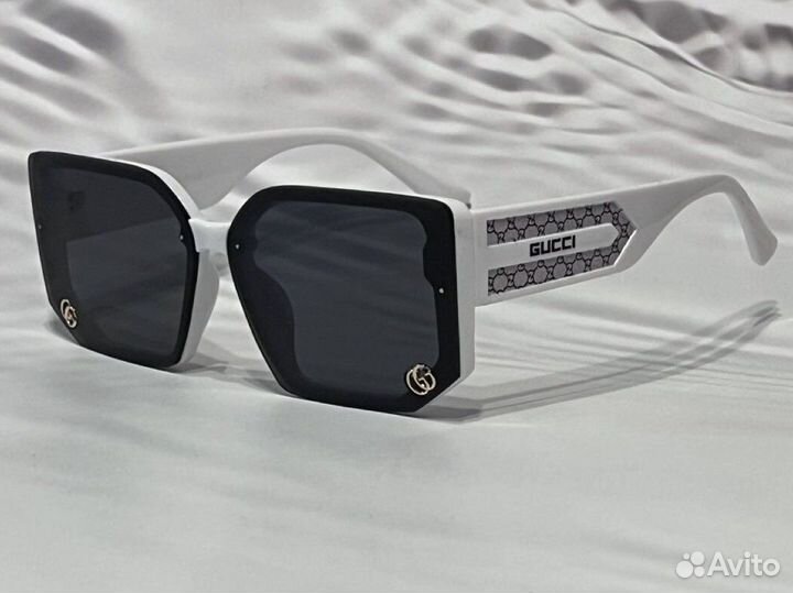 Очки солнцезащитные Gucci