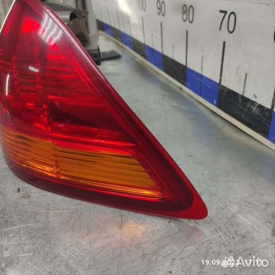 Фонарь задний правый Mitsubishi Pajero Sport 2