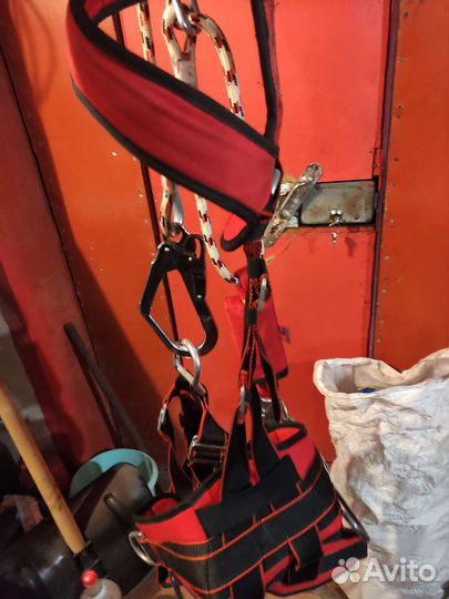 Привязь страховочная