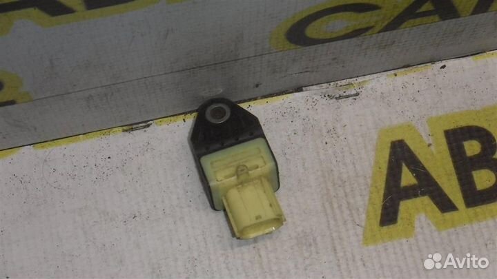 Датчик AIR BAG Toyota Camry XV40 2006-2011