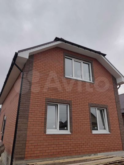 Коттедж 140 м² на участке 8 сот.