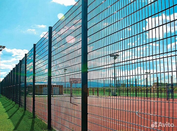 Забор гиттер спорт площадка