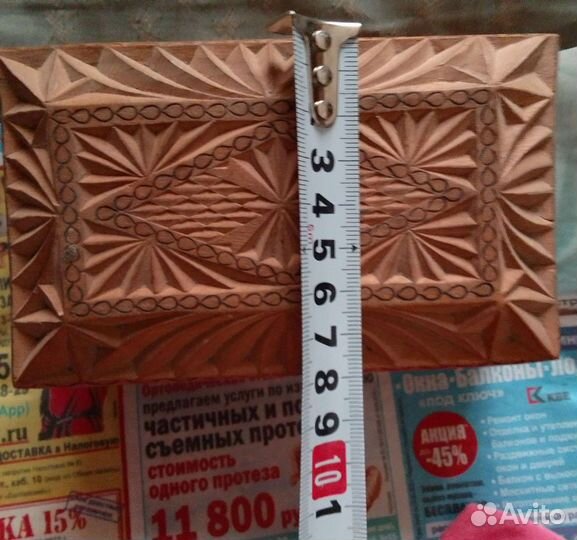 Деревянная шкатулка