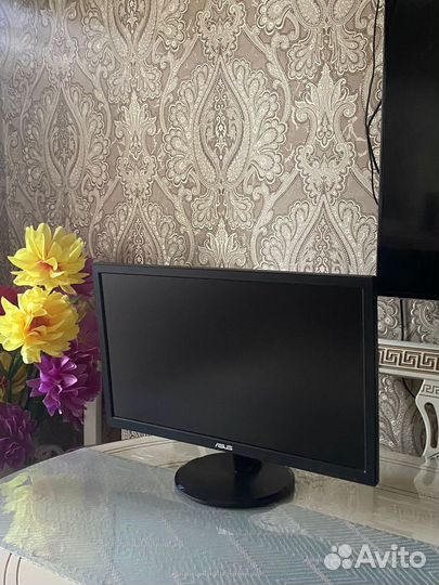 Монитор 22 дюйма Full hd 60 герц