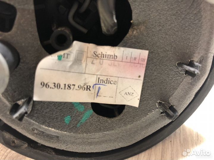 Зеркало правое Renault Duster 1