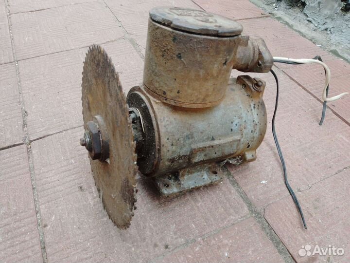 Электродвигатель