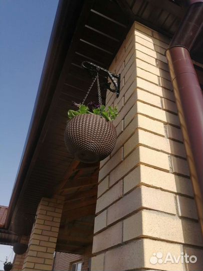 Кронштейн для цветов