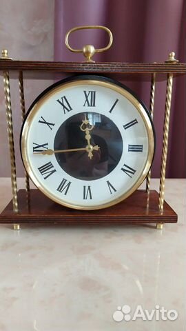 Настольные часы. механические