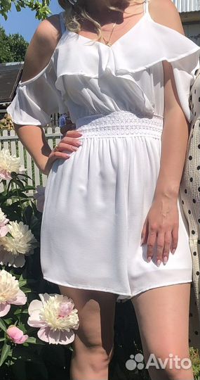 Комбинезон белый 42 44