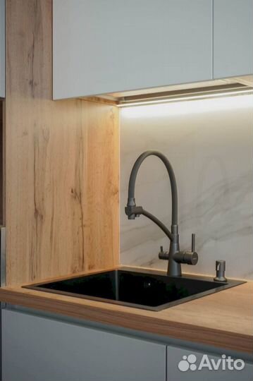 Кухонные гарнитруы