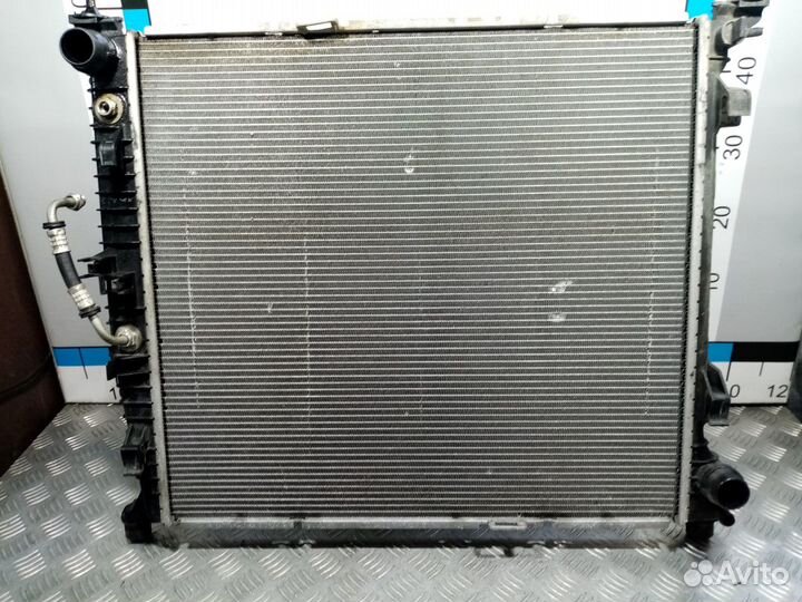 Б/У Радиатор основной Mercedes#002