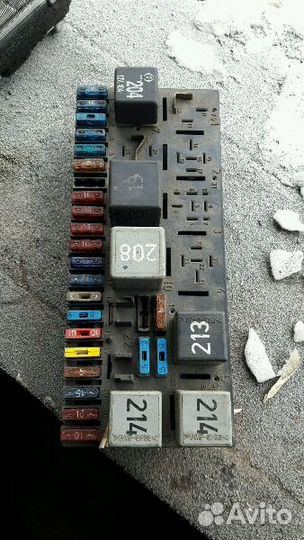 Блок предохранителей Ауди 80