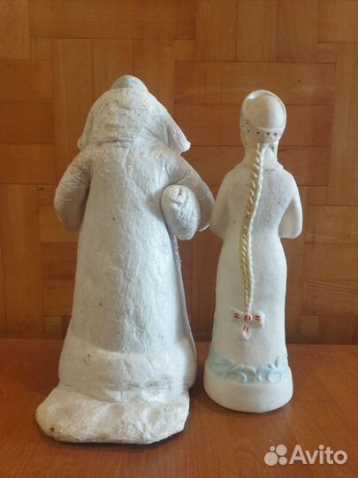 Дед мороз и Снегурочка под ёлку