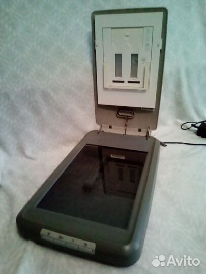 Сканер HP Scanjet 4070 Photosmart Scanner