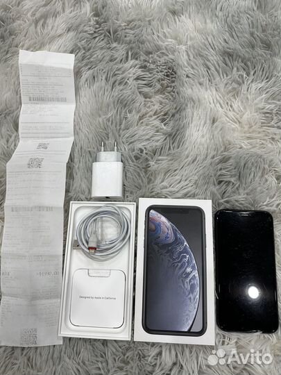 iPhone Xr, 64 ГБ
