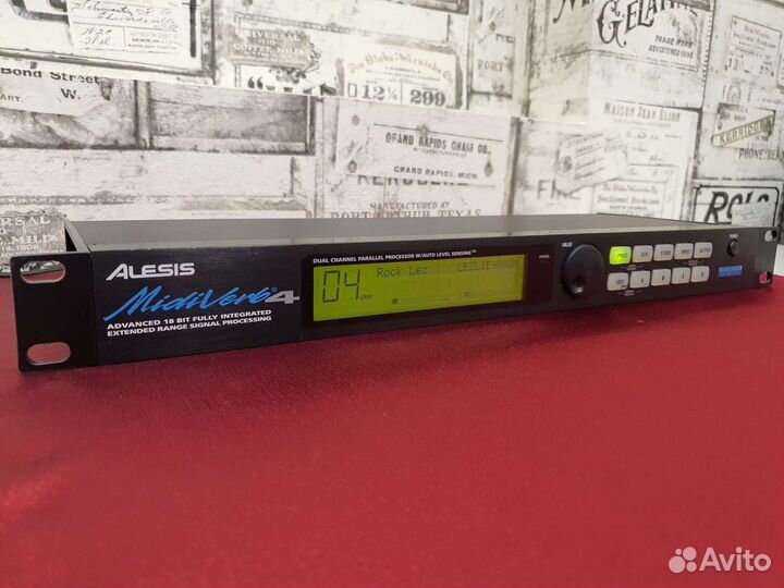 Процессор эффектов - Alesis Midiverb 4