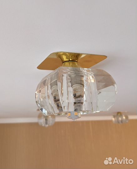 Светильник 8*8 см стекло/металл с лампочкой