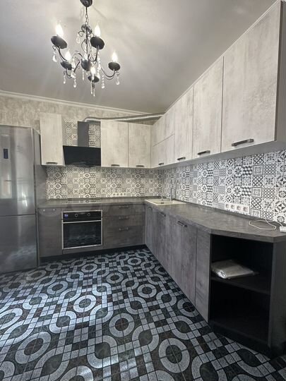 2-к. квартира, 60 м², 3/22 эт.