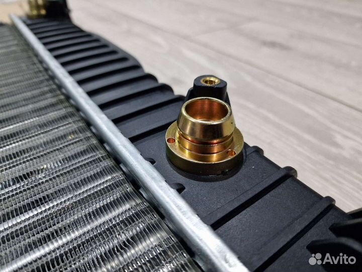 Радиатор двигателя Ауди А4 Б6/Б7, А6 С5 - 1.8T/2.0