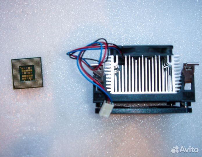 Процессор Intel Pentium 4 1.5Ghz/256/1.75v и кулер