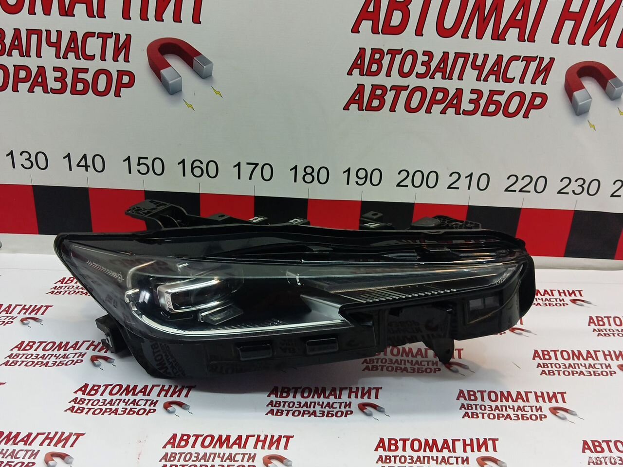 Фара передняя правая Changan Uni-K