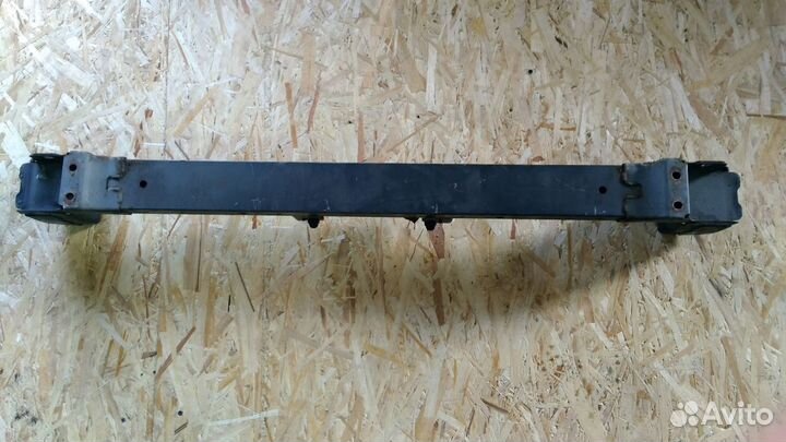 Усилитель бампера Honda Accord 7 из англии K20